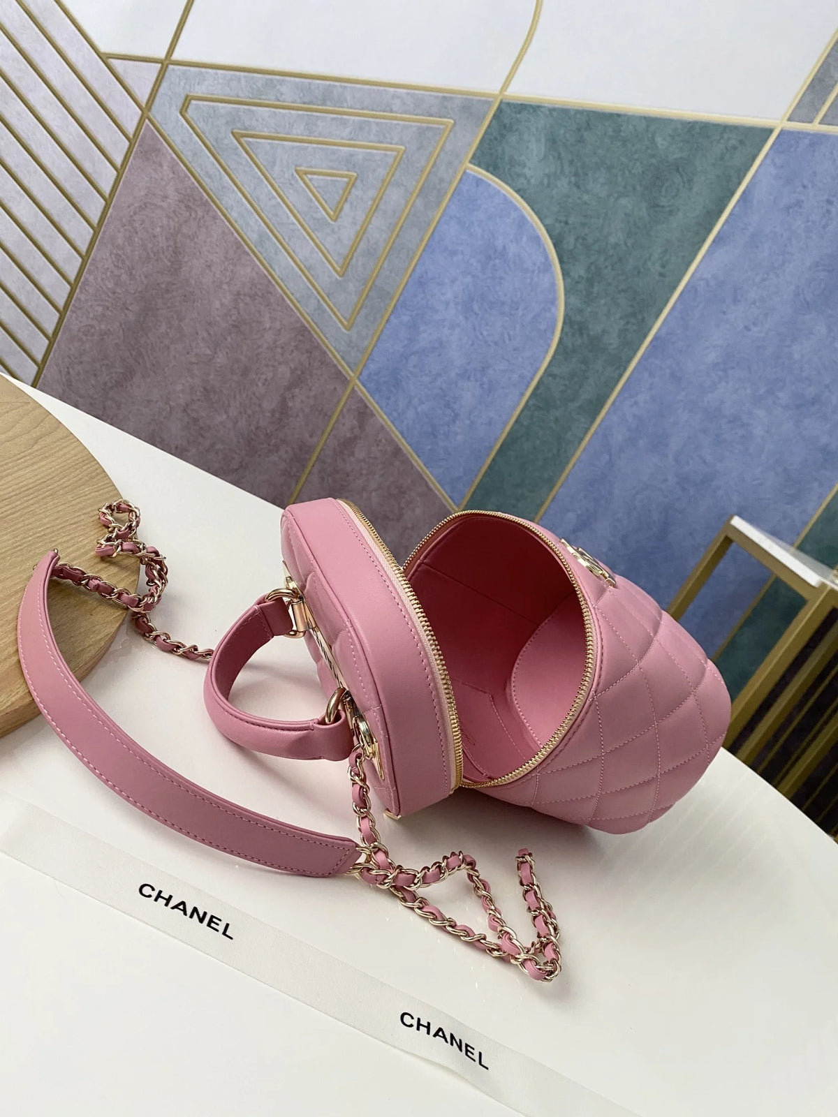 Pink Vanity Case Handbag U5574