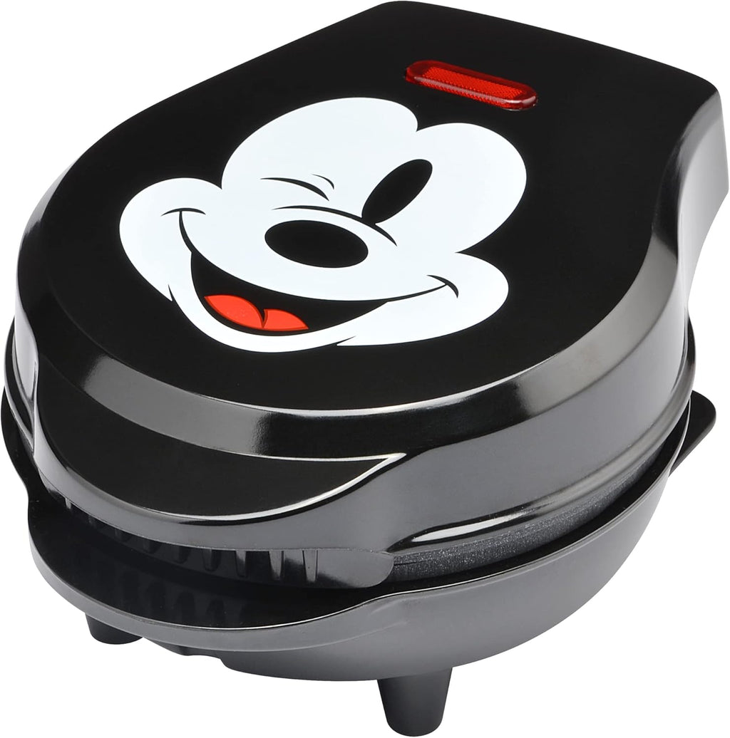 4-Inch Waffle Maker R658857