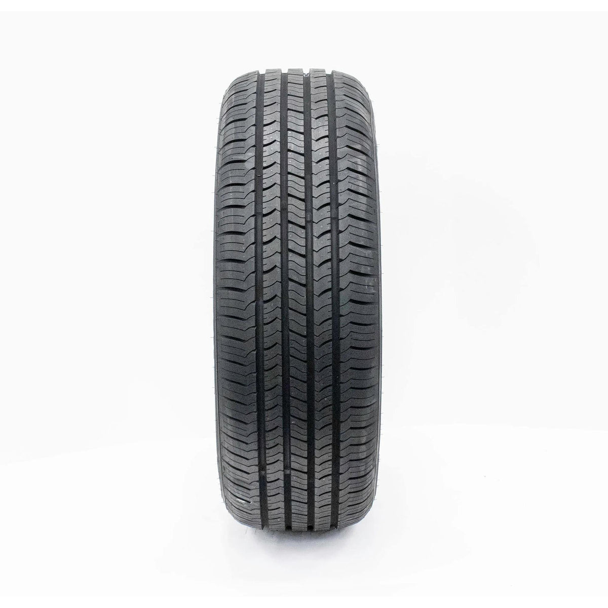 225/70R16 107H XL Passenger Tire I690439