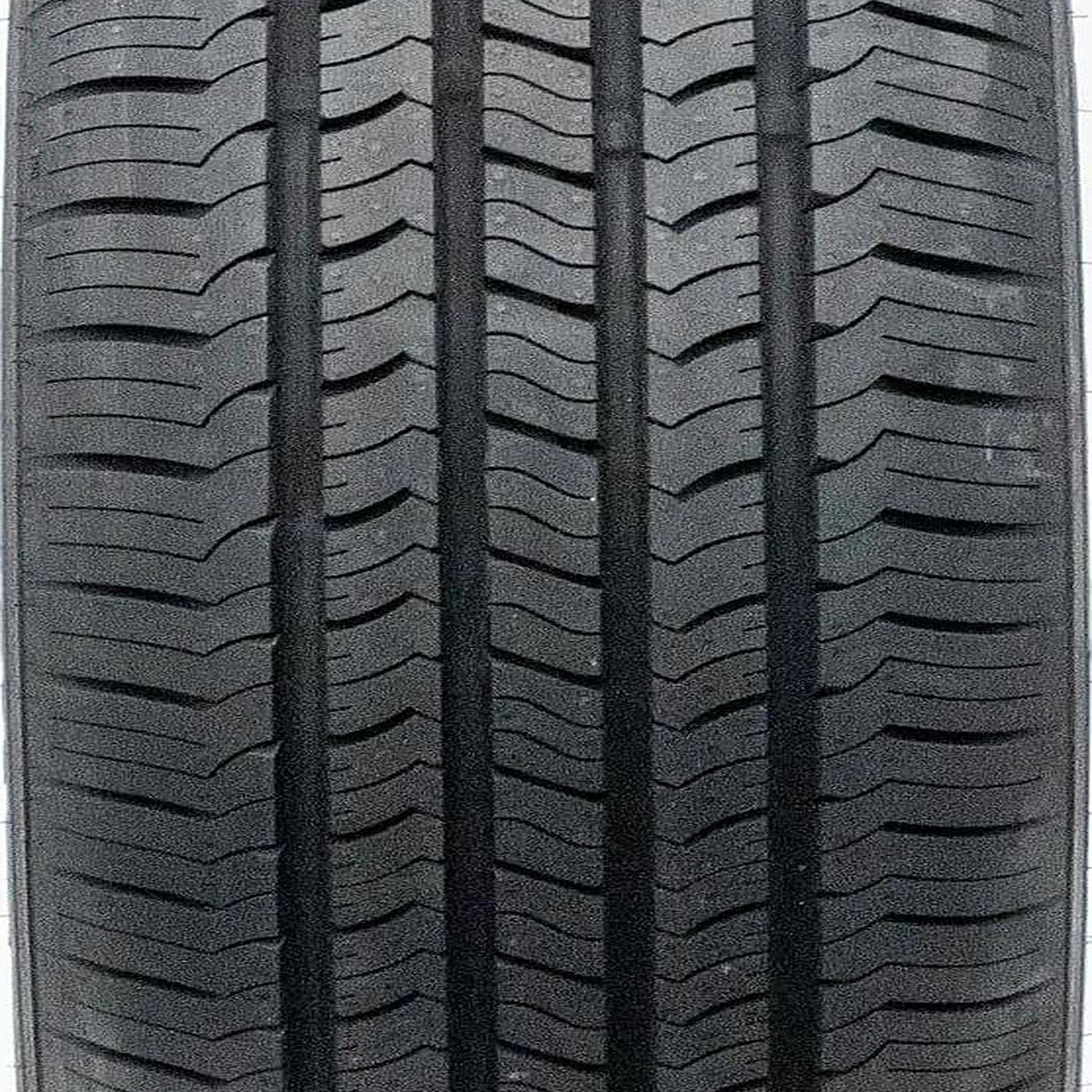 225/70R16 107H XL Passenger Tire I690439