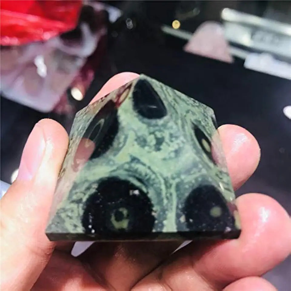 Malachite Pyramids Raw Mineral Rock Quartz Crystal Specimens Y848226